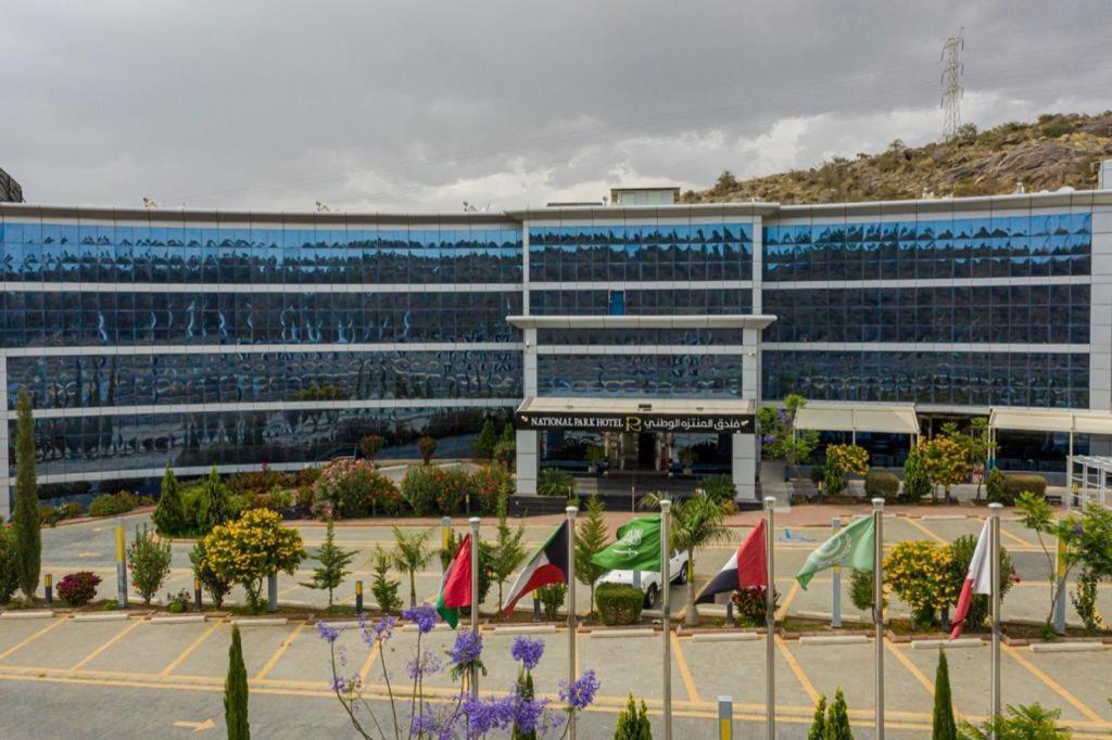 National Park Hotel Baljurashi Extérieur photo